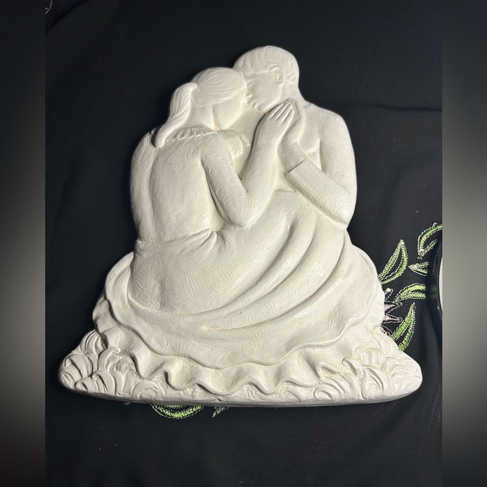 WARNER WILLIAMS artist VTG Plaster Wall hanging of couple.